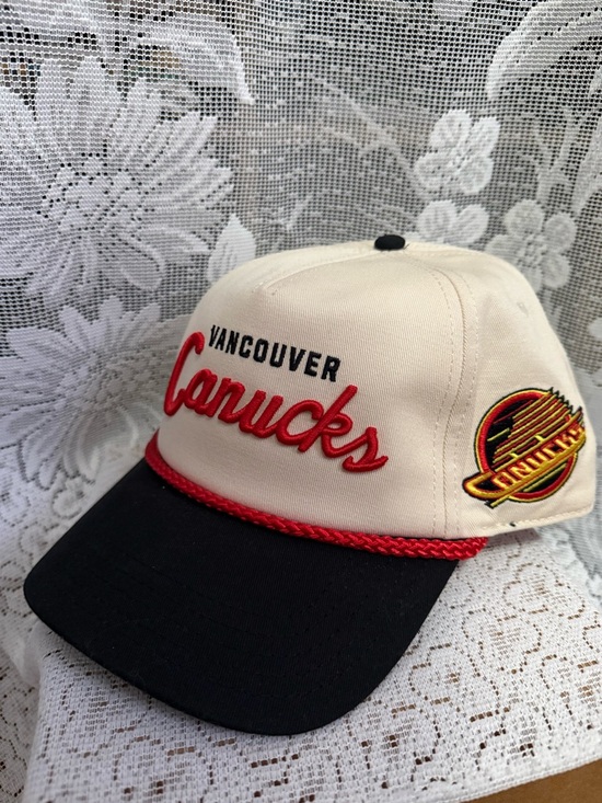 American Needle Other - American Needle Vancouver Canucks snapback hat
